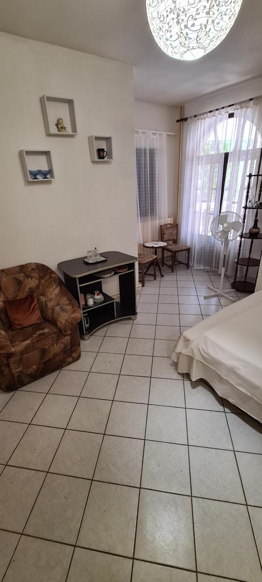 Apartments Hugo Малинска Стая снимка
